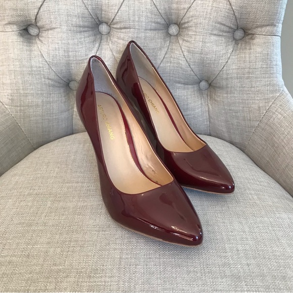 ARTURO CHIANG | Burgundy Patent Leather Pump Size 10M - Picture 2 of 14